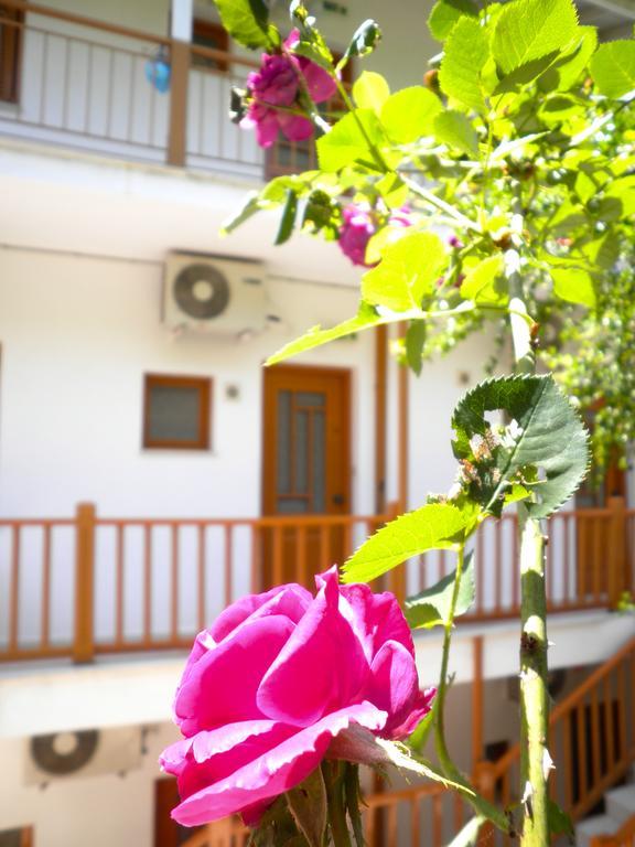 Kostas Studios II Vasilikí Exterior foto